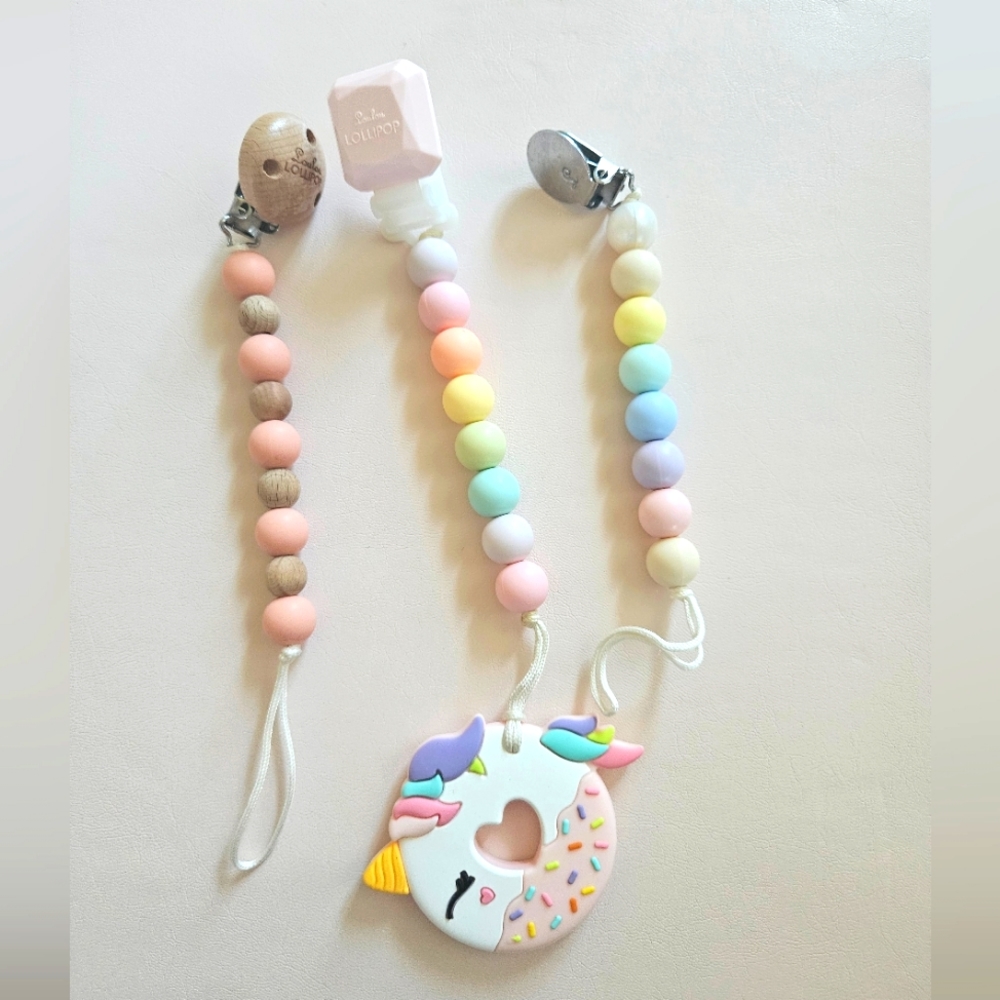 Loulou lollipop teething toy (unicorn) and pacifier clip